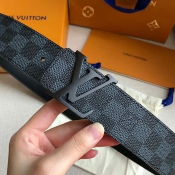 Luxury Louis Vuitton Black Damier Check Belt - Picture 4 of 5